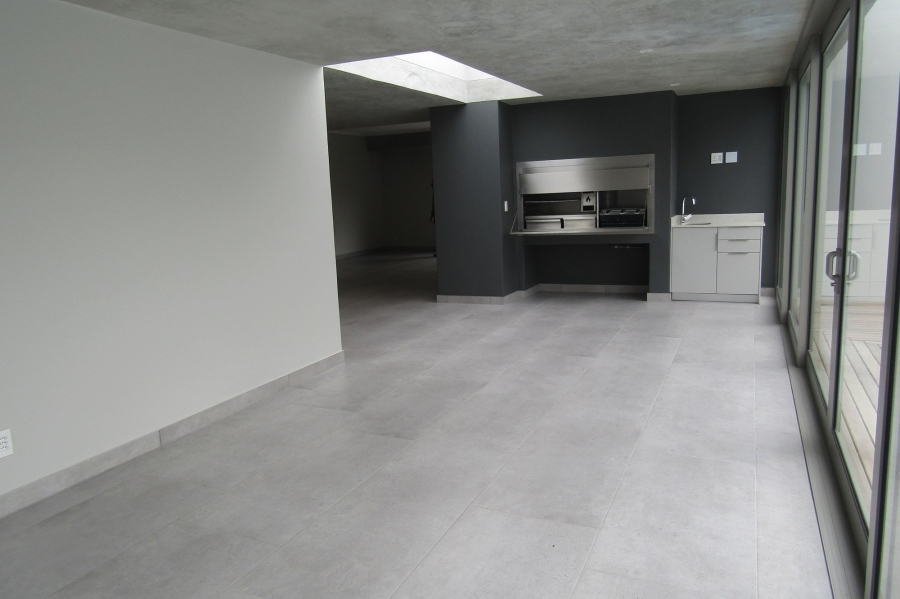 4 Bedroom Property for Sale in Oubaai Western Cape